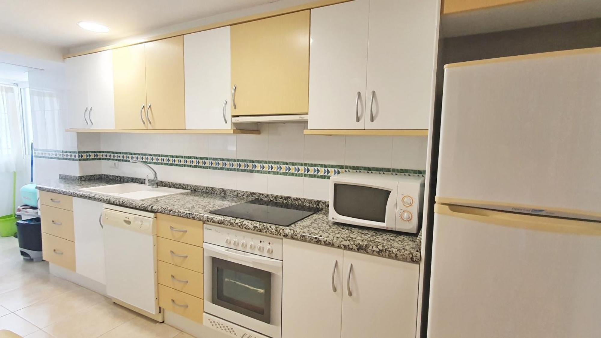 Apartament Aigua Blava Primera Linea - Alquiler Solo Familias Playa de Gandia Zewnętrze zdjęcie