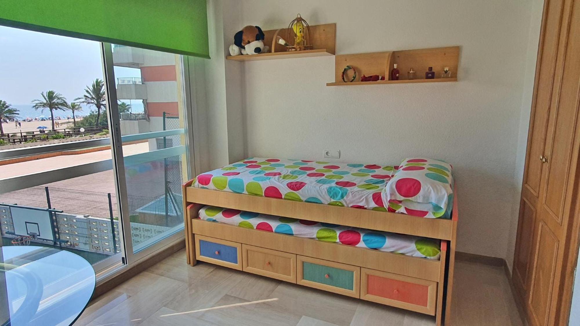 Apartament Aigua Blava Primera Linea - Alquiler Solo Familias Playa de Gandia Zewnętrze zdjęcie