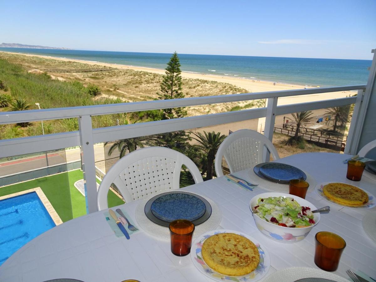 Apartament Aigua Blava Primera Linea - Alquiler Solo Familias Playa de Gandia Zewnętrze zdjęcie